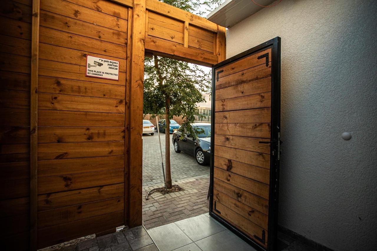 Orel'S Ground Floor Apartment Ейлат Екстериор снимка